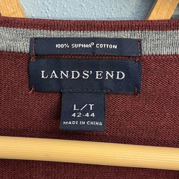 Lands’ End V-Neck Sweater - Picture 2 of 2